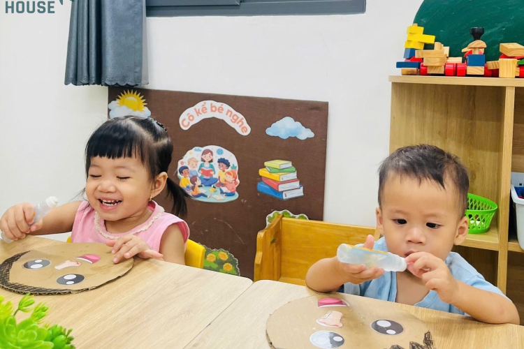 BÉ HỌC VUI - TẠO HÌNH KHUÔN HÌNH MẶT BẠN