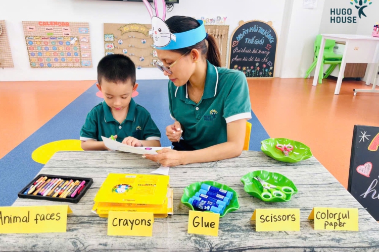 CÙNG BÉ BIẾN HÌNH VỚI VÒNG ĐẦU ĐỘNG VẬT