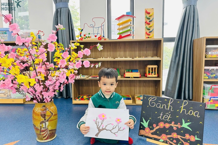 BÀN TAY NHỎ DỆT NÊN SẮC XUÂN