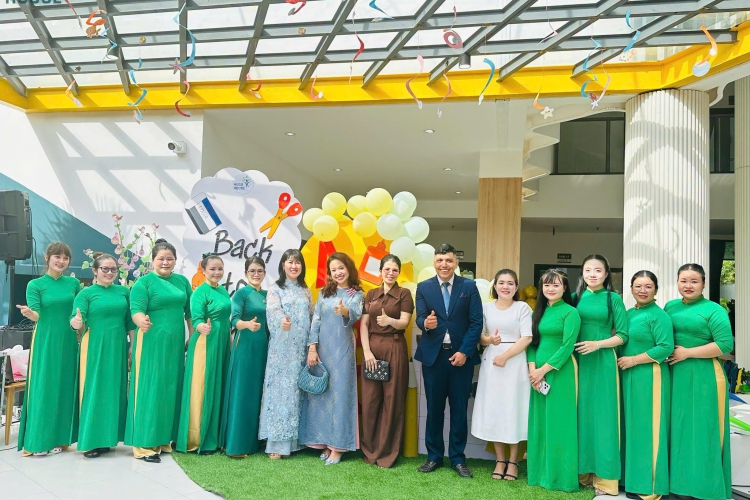 RỰC RỠ NGÀY HỘI ĐẾN TRƯỜNG NĂM HỌC 2026 - 2027