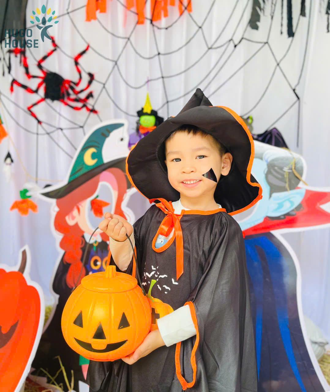 HÓA TRANG SIÊU DỄ THƯƠNG – CHÀO ĐÓN HALLOWEEN RỘN RÀNG