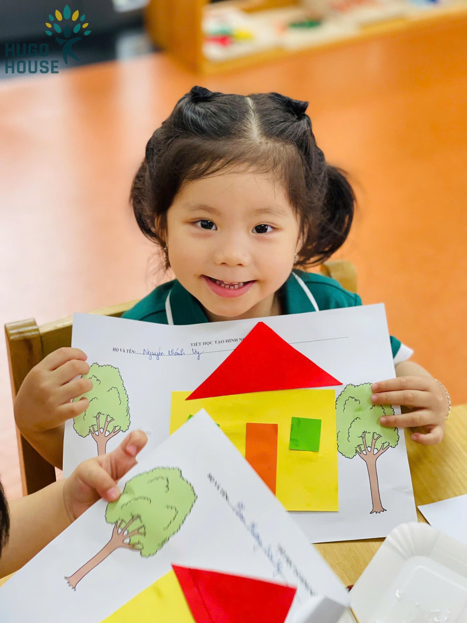 NGÔI NHÀ TRONG TRÁI TIM BÉ