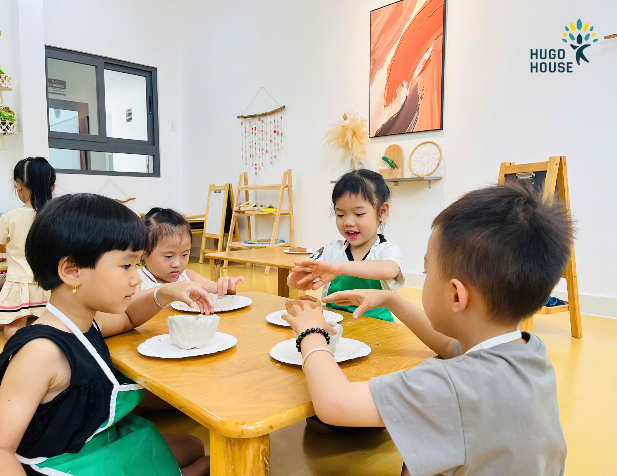 KHÁM PHÁ NGHỆ THUẬT GỐM – NẶN & TÔ MÀU SÁNG TẠO