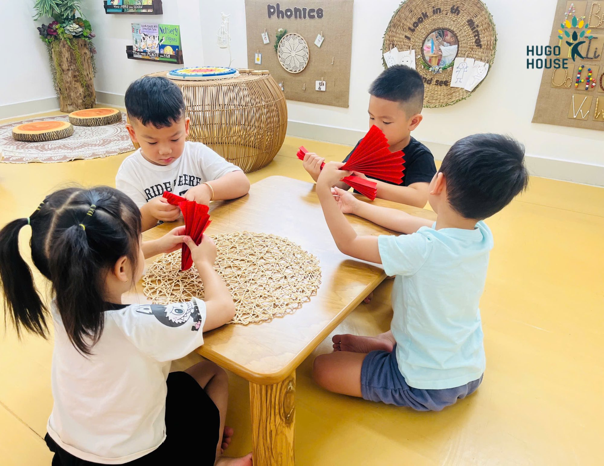  KHÉO TAY LÀM QUẠT – MÁT MẺ MÙA HÈ
