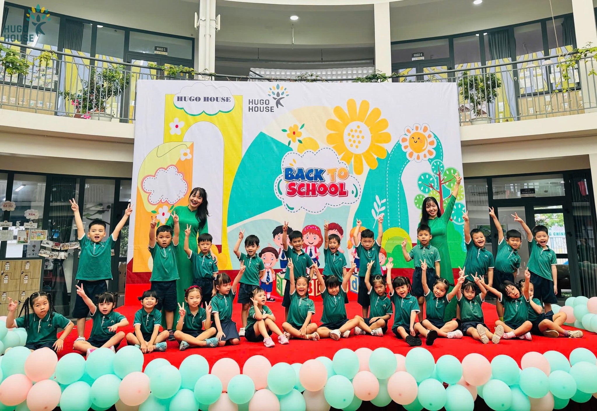 RỘN RÀNG KHAI GIẢNG – CÙNG CON VUI BƯỚC ĐẾN