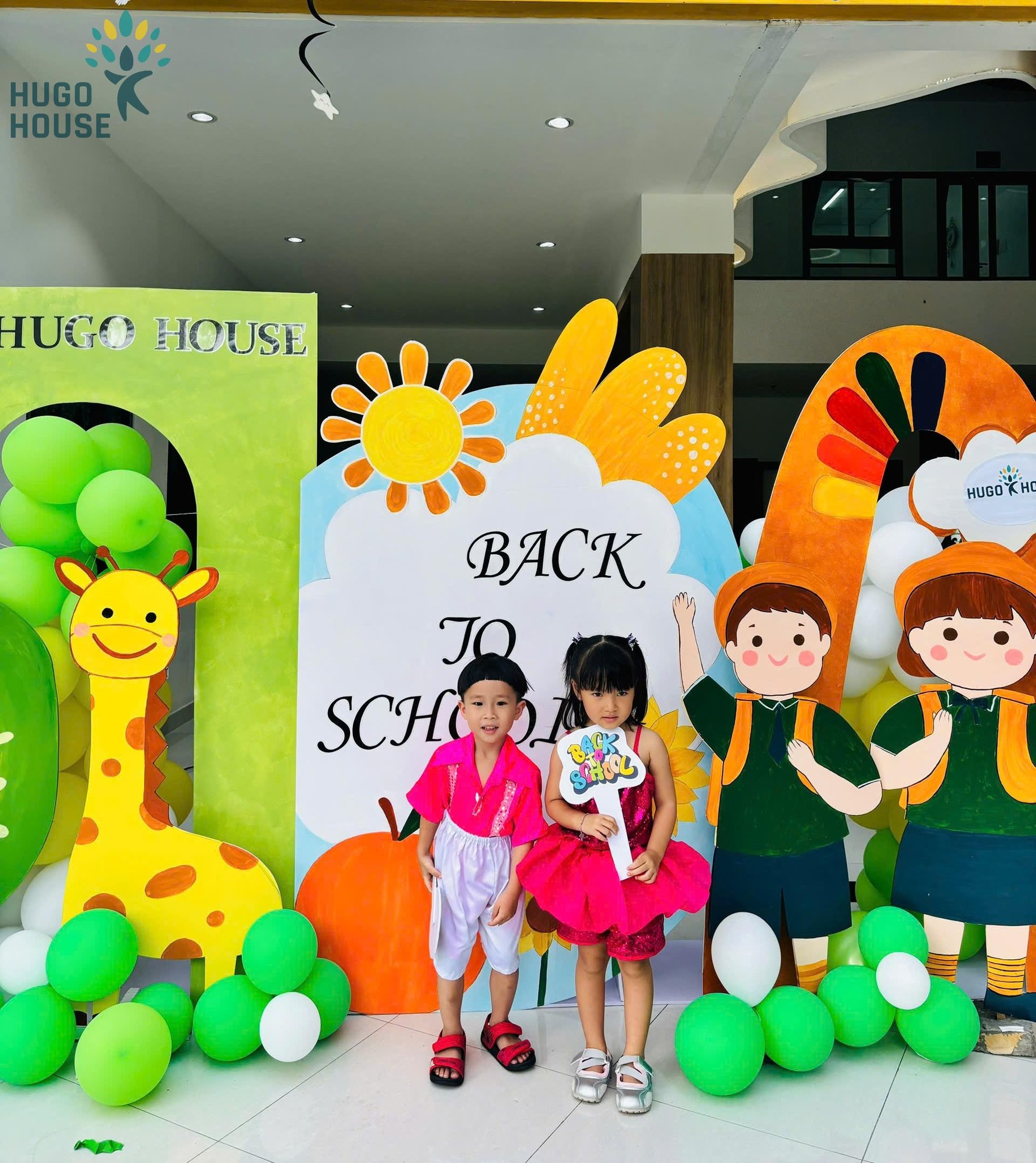 LỄ KHAI GIẢNG – NHỮNG KHOẢNH KHẮC TUỔI THƠ ĐÁNG NHỚ