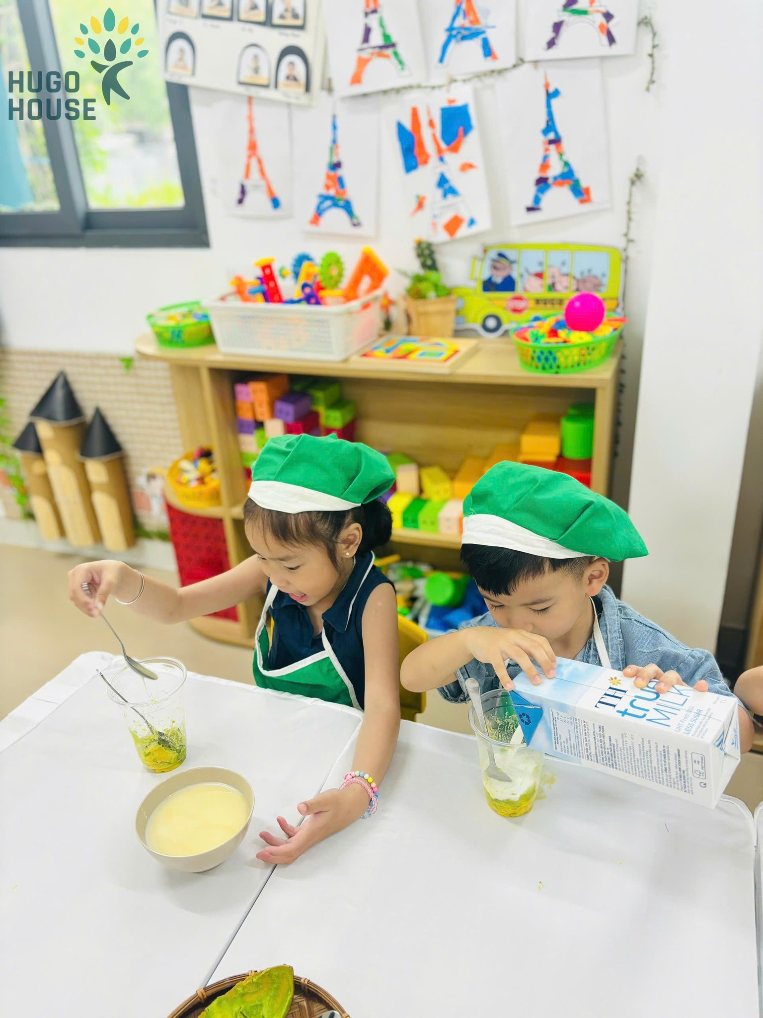BÉ TẬP LÀM BƠ DẦM - HƯƠNG VỊ CỦA NIỀM VUI HỌC TẬP