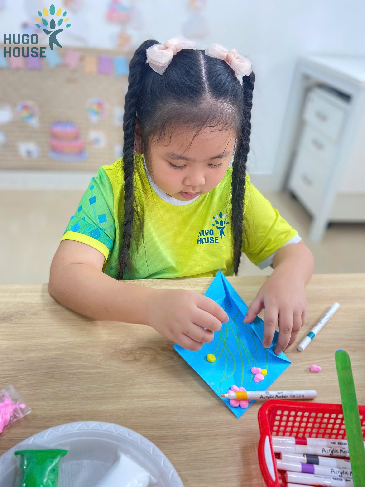 NHỮNG MÓN QUÀ ĐONG ĐẦY YÊU THƯƠNG