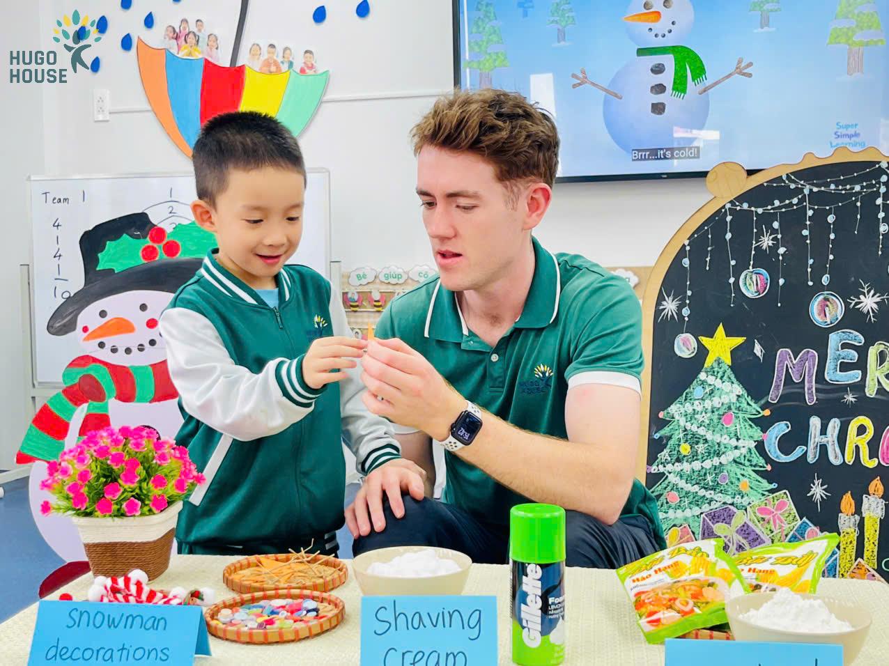 MÙA ĐÔNG GHÉ THĂM LỚP HỌC HUGO HOUSE