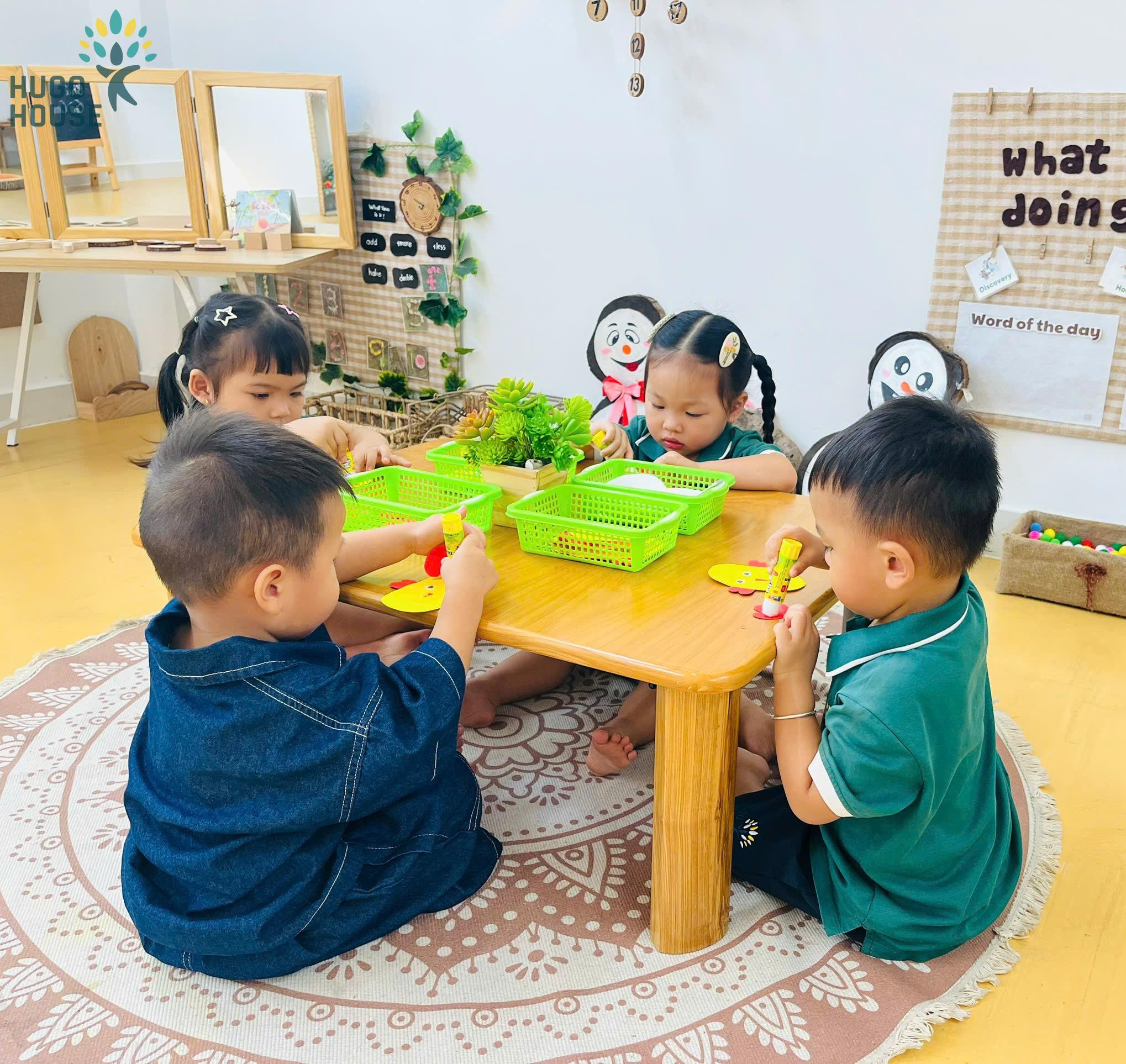 BÉ KHÉO TAY TẠO HÌNH CHÚ GÀ CON XINH XẮN