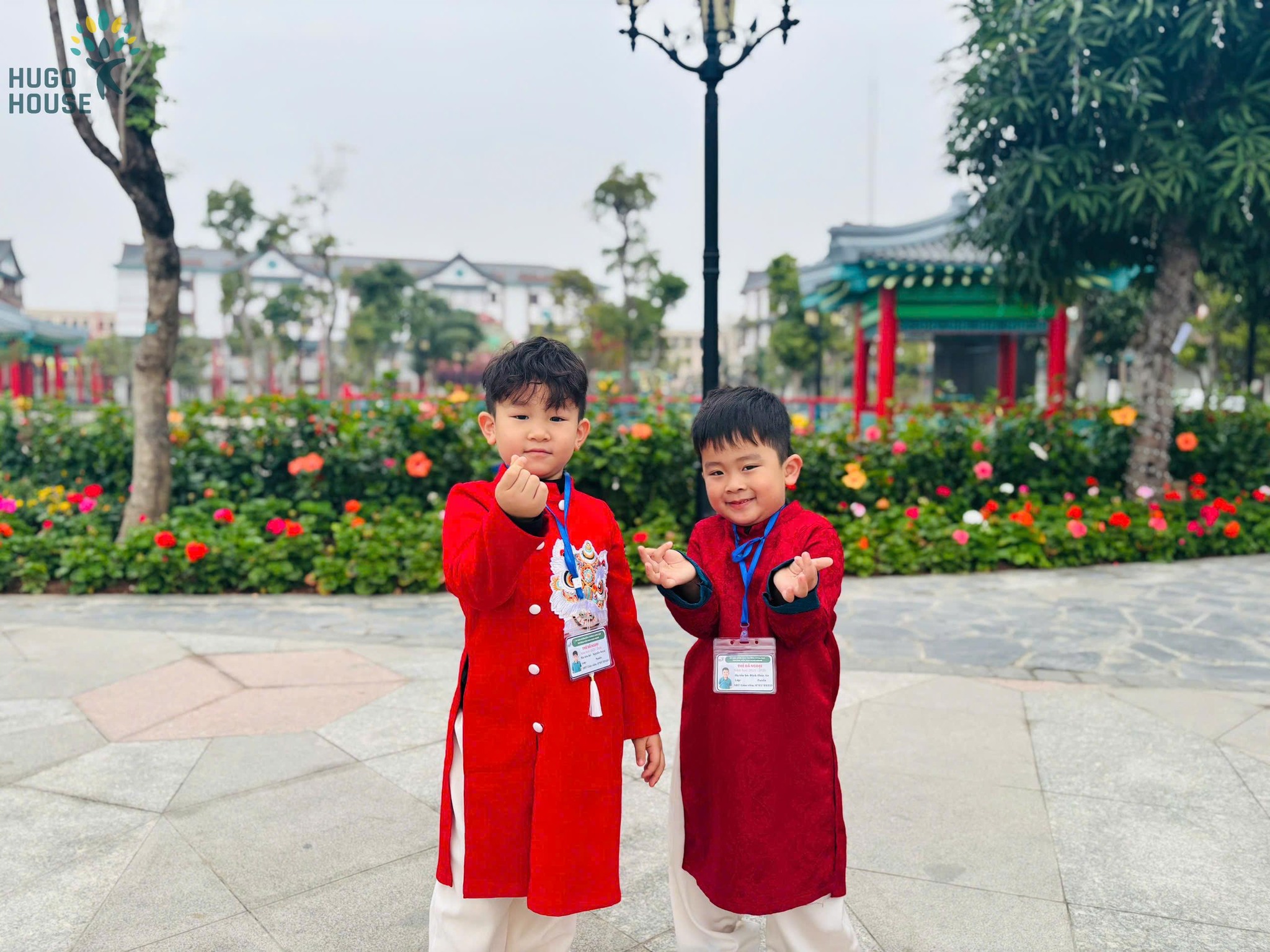 DU XUÂN RỘN RÀNG - NỤ CƯỜI NGẬP TRÀN