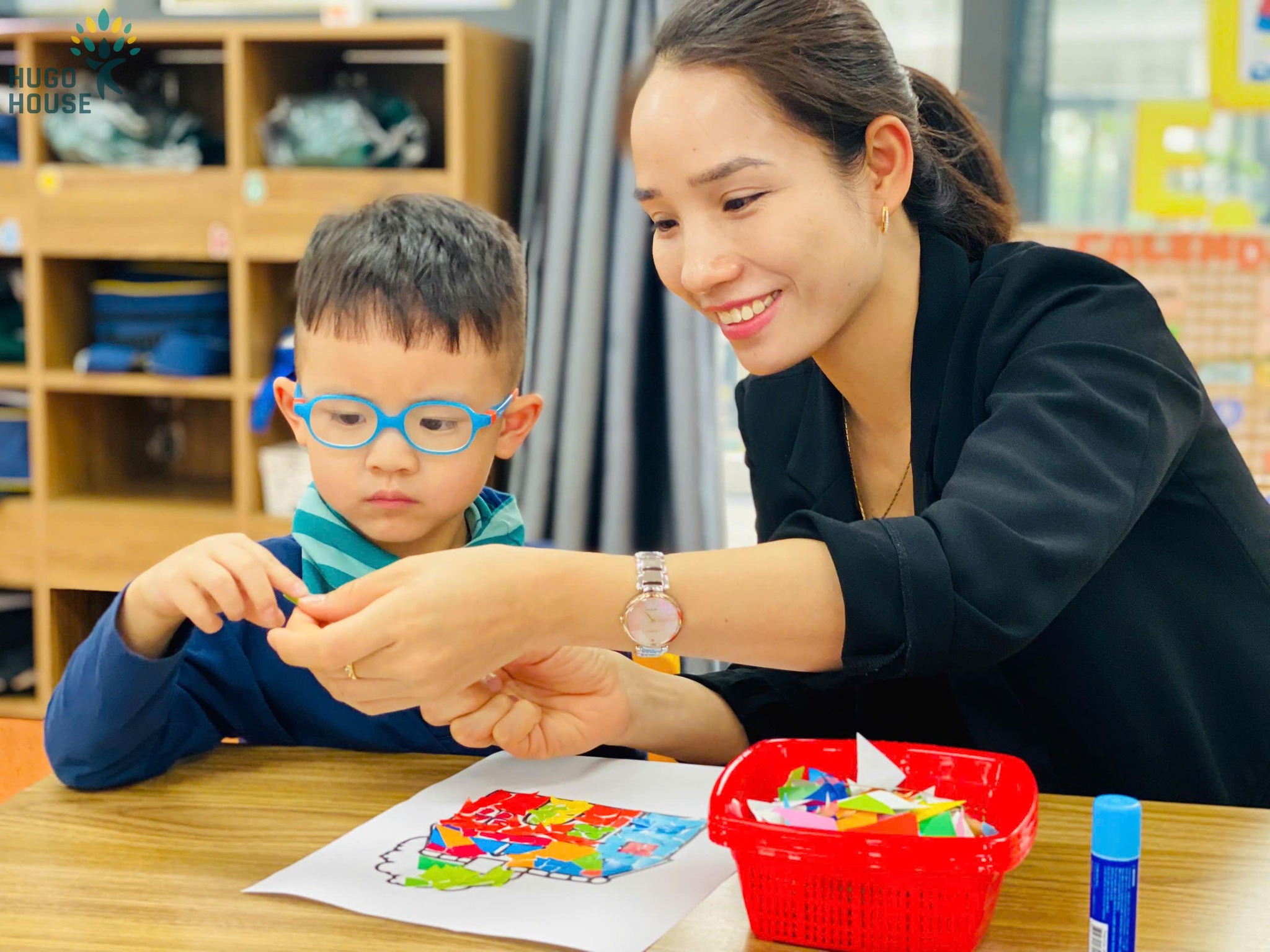 HẠNH PHÚC NỞ HOA TỪ NHỮNG ĐIỀU BÉ NHỎ