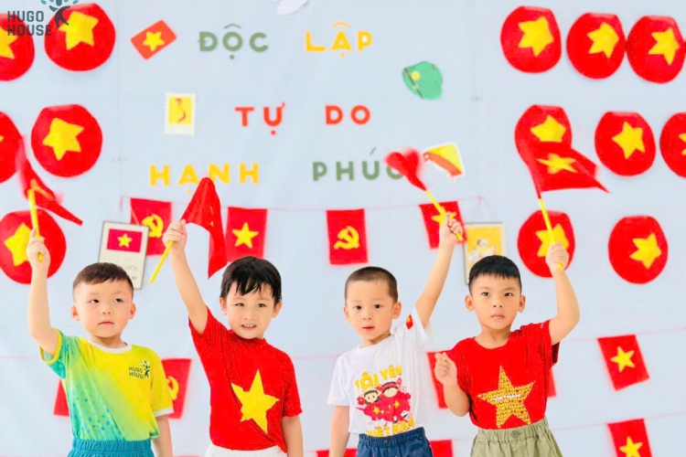 CÁC BÉ YÊU HÂN HOAN HƯỞNG ỨNG 80 NĂM QUỐC KHÁNH 2/9