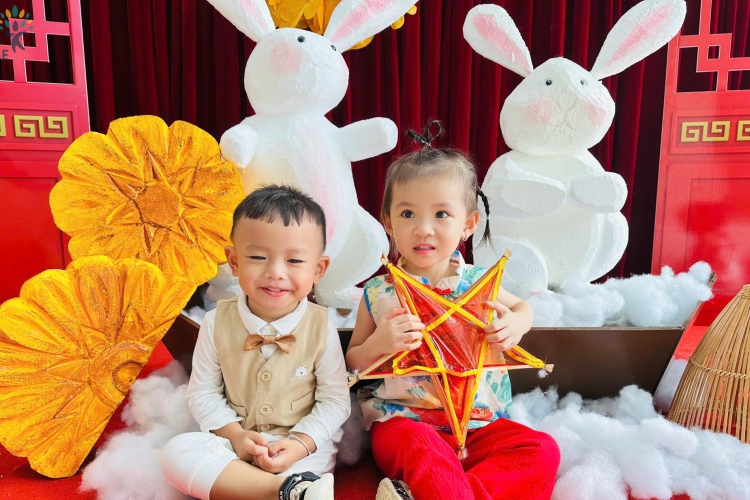 TRUNG THU SUM VẦY  -  TRỌN VẸN NIỀM VUI