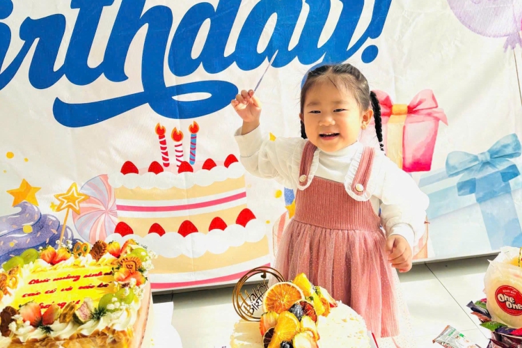 SINH NHẬT YÊU THƯƠNG - NGẬP TRÀN TIẾNG CƯỜI