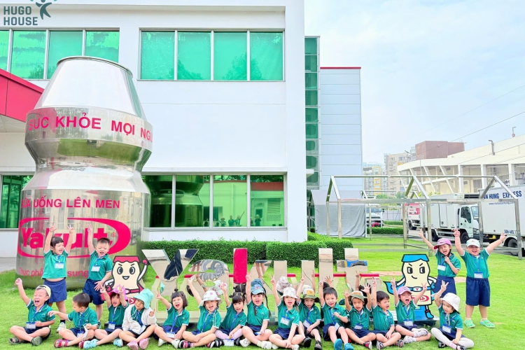 MỘT NGÀY THẬT ĐÁNG NHỚ TẠI NHÀ MÁY YAKULT