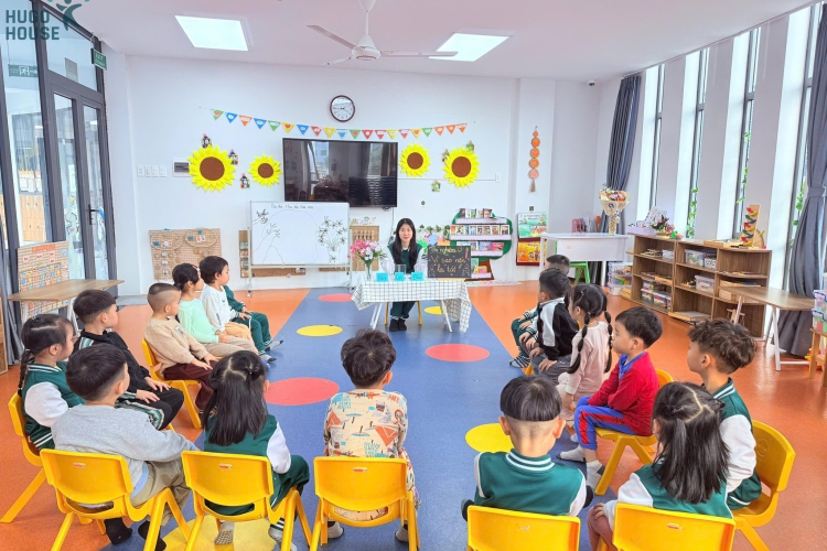 BÉ KHÁM PHÁ BÍ MẬT CỦA NGỌN NẾN